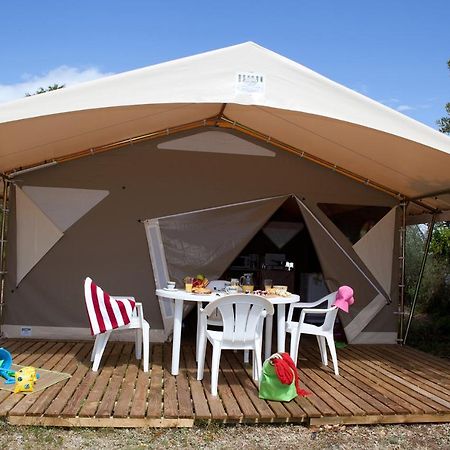 Le Village Vacances De Mimizan Plage Bagian luar foto