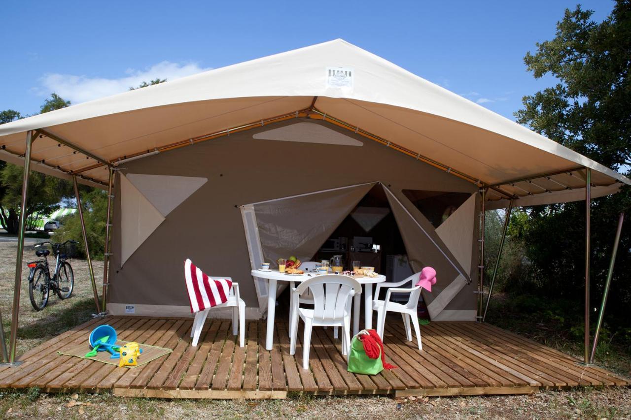 Le Village Vacances De Mimizan Plage Bagian luar foto